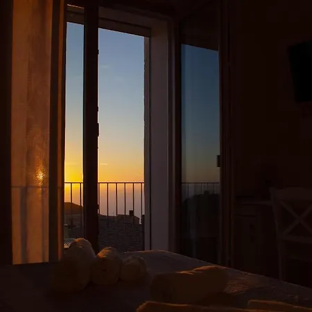 Bellavista Gæstehus Nebida